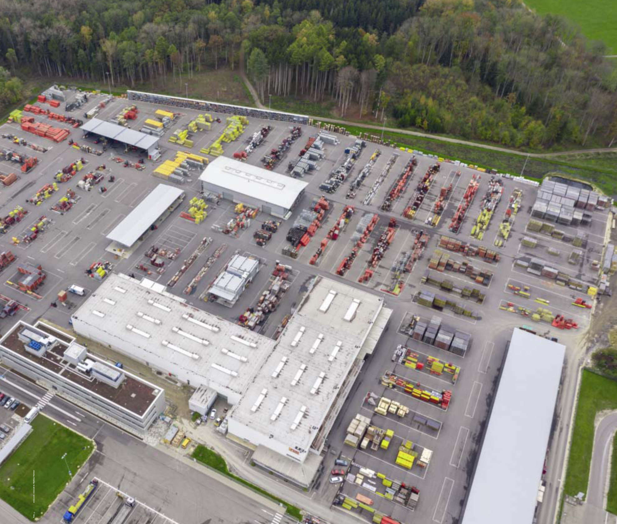 GEO PROTECT®-Referenz zur Abflusssteuerung von Niederschlagswasser, PERI Mietlager.